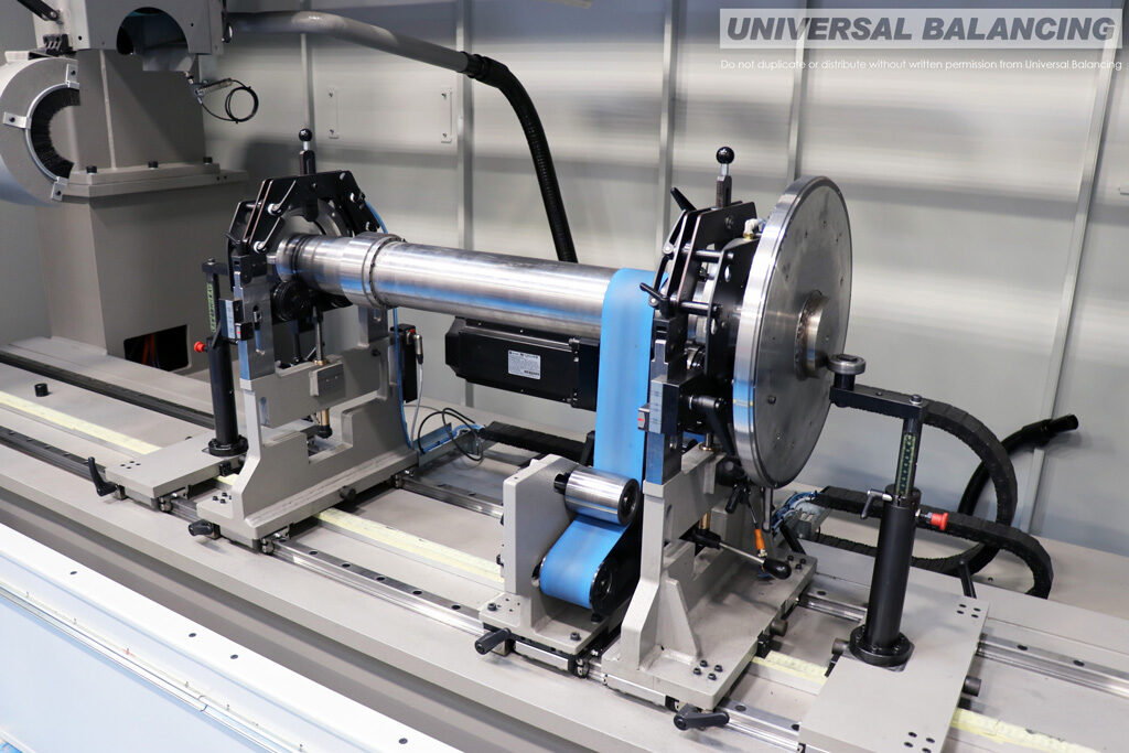 Horizontal balancing machine large